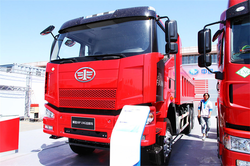 一汽解放 J6P重卡 350马力 6X4 6米 国五LNG自卸车(CA3250P66L2T1E24M5)