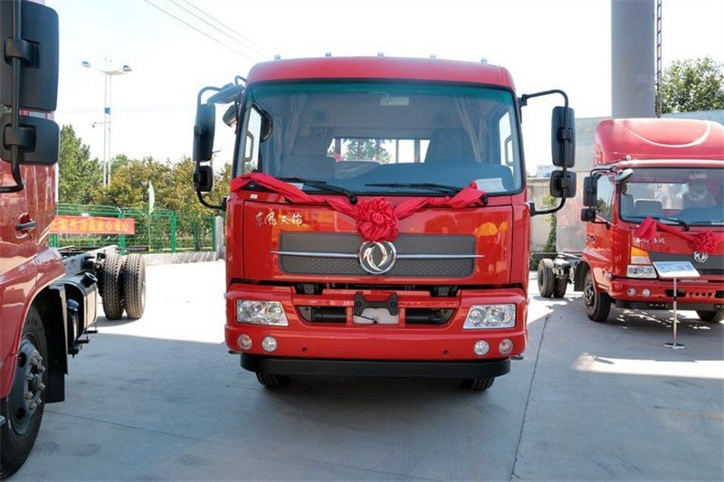 东风商用车 天锦中卡 180马力 4X2 6.6米 国四排半栏板载货车(DFL1160BX5)