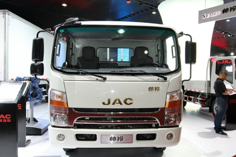 江淮 帅铃H415 154马力 4X2 5.5米 国五单排栏板载货车(HFC1121P71K1D1V)