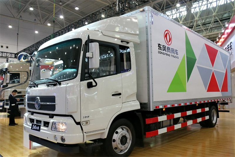 东风商用车 天锦中卡 180马力 4X2 7.5米 国四厢式载货车(DFL5120XXYB2)