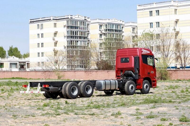 福田 欧曼GTL 6系重卡 超能版 山区型 310马力 8X4 9.5米 国四载货车(BJ1319VPPKJ-XC)