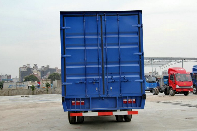 江淮帅铃 威司达W530中卡 160马力 4X2 6.8米 国四厢式载货车(HFC5110XXYP70K1E1)