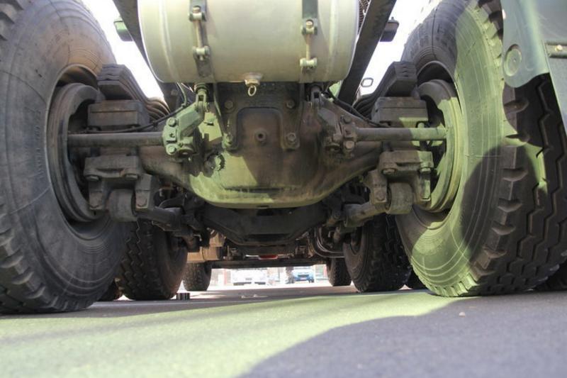 福田 欧曼GTL 9系重卡 超能版 430马力 6X4 国五牵引车(BJ4259SNFKB-XJ)