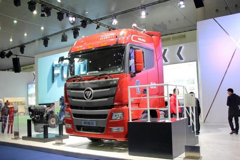 福田 欧曼GTL 6系重卡 430马力 6X4 国四牵引车(奔驰动力)(BJ4259SNFKB-XC)