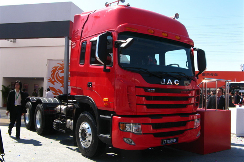 江淮 格尔发K3重卡 336马力 6X4 国四牵引车(HFC4250K3R1F)