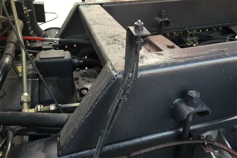 东风商用车 天锦轻卡 160马力 4.5米 国四自卸车(DFL3120B5)