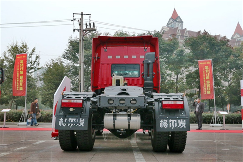 江淮 格尔发K3重卡 350马力 6X2 国五牵引车(HFC4251P1K5D26S3V)