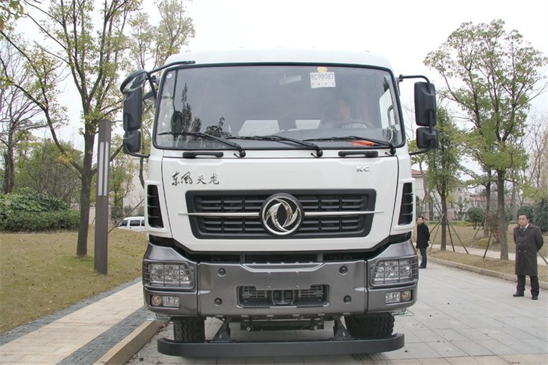 东风商用车 天龙KC重卡 340马力 6X4 5.6米自卸车(渣土车)(DFH5258ZLJAX6C)