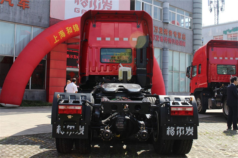 江淮 格尔发K5W重卡 350马力 6X4 国五牵引车(HFC4251P1K5E33S3V)