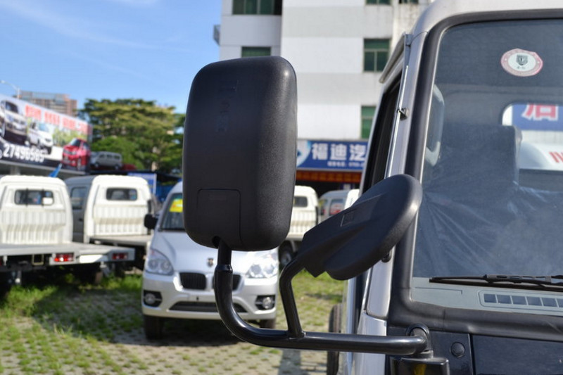 金杯 骐运 98马力 4X2 汽油/CNG 2.7米 国五双排栏板轻卡(油刹)(SY1035SW2L1)