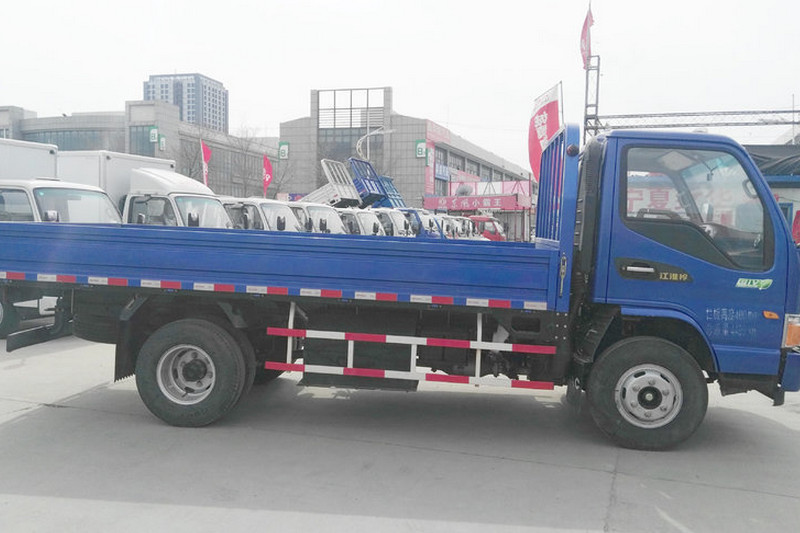 江淮 骏铃E5 116马力 CNG 4.2米 国五 单排栏板轻卡(CNG)(HFC1043P91N1C2V)