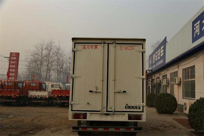凯马 福运来 116马力 4.2米 国四单排厢式轻卡(KMC5046XXY33D4)