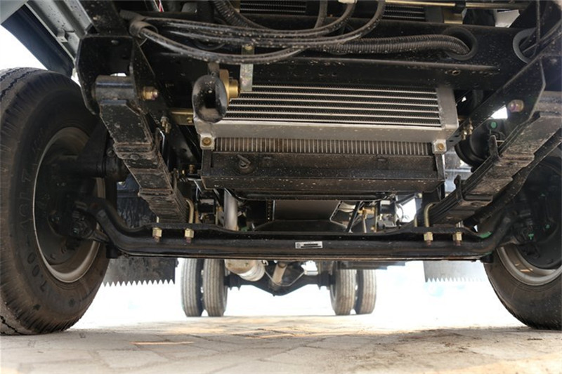 凯马 福运来 116马力 4.2米 国四单排厢式轻卡(KMC5046XXY33D4)底盘图片