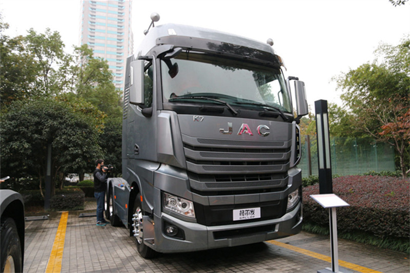 江淮 格尔发K7重卡 540马力 6X4 国五牵引车(HFC4252P13K8E33S7V)