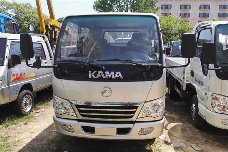 凯马 金运卡 68马力 2.3米 国四双排栏板轻卡(KMC1048LLB26S4)