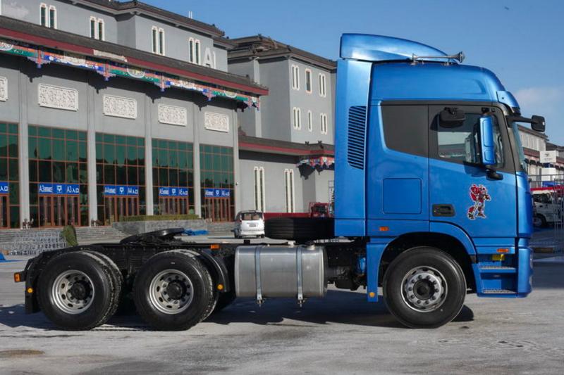福田 欧曼GTL 6系重卡 380马力 6X4 国五LNG牵引车(双罐)(BJ4259SMFCB-XA)