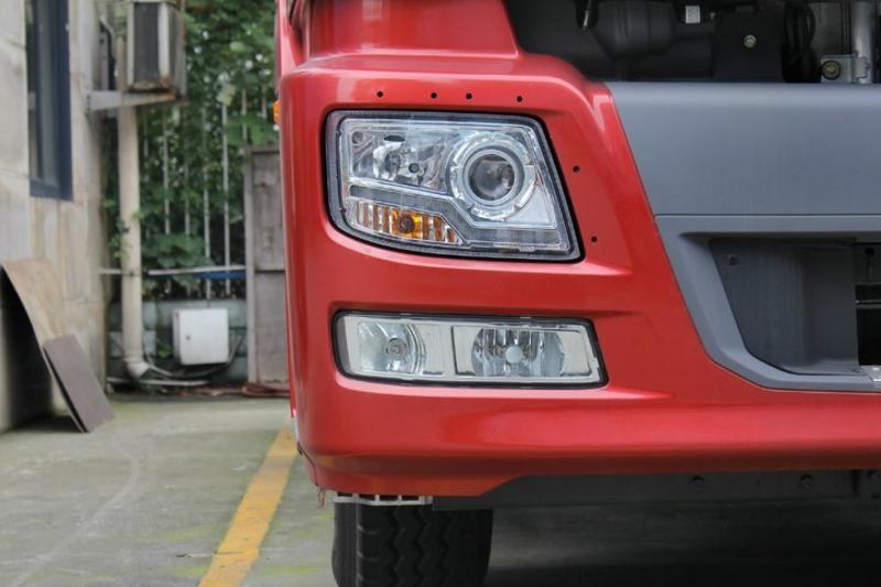 福田 欧曼GTL 6系重卡 超能版 400马力 6X4 国四危险品牵引车(BJ4259SNFKB-XL)