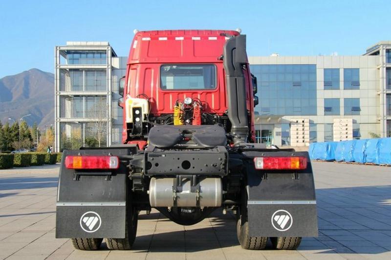 福田 欧曼ETX 6系重卡 350马力 6X2 国五LNG牵引车(双罐)(BJ4253SNFCB-XA)