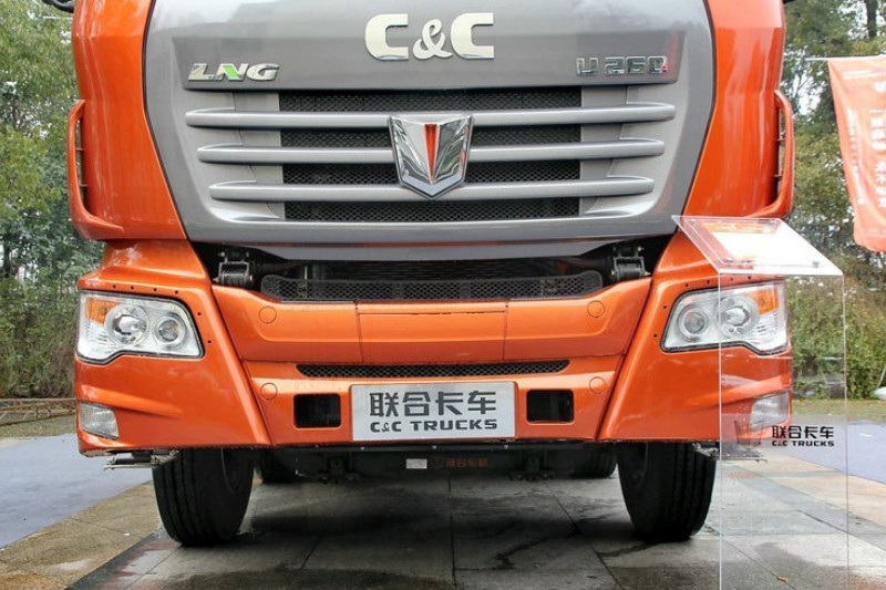 联合卡车 U260重卡 260马力 6X2 LNG 9.4米 国五 厢式载货车(SQR5252XXYN5T2)