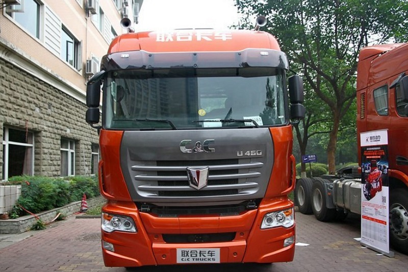 联合卡车 U480重卡 480马力 6X4 国四 牵引车(SQR4251D6ZT4-6)