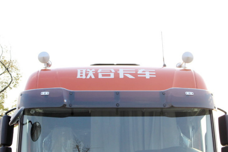 联合卡车 U580重卡 580马力 6X4 国五 单胎牵引车(QCC4252D654K-2)