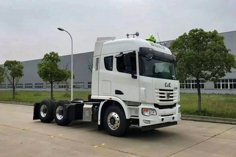 联合卡车 U380重卡 380马力 6X4 国四 危化版牵引车(大单胎)(SQR4251D6ZT4-7)