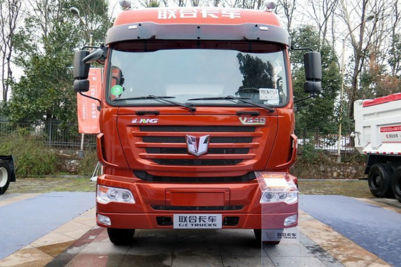 联合卡车 V340重卡 2015款 340马力 6X2 LNG 国五 牵引车(SQR4252N6ZT2-3)