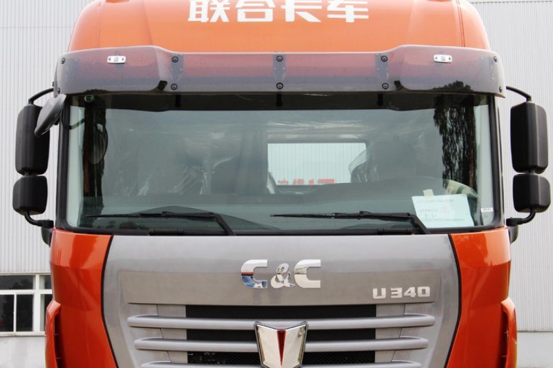 联合卡车 U340重卡 340马力 6X4 LNG 国五 牵引车(富华单级减速桥)(SQR4252N6ZT4)