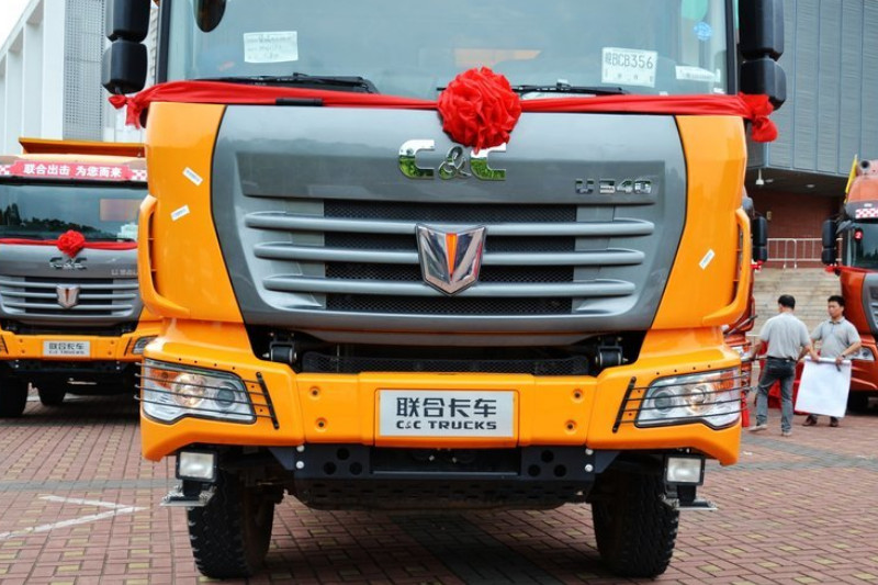 联合卡车U340 340马力 6X4 5.6米LNG 国四 自卸车(SQR3251D6T4-2)