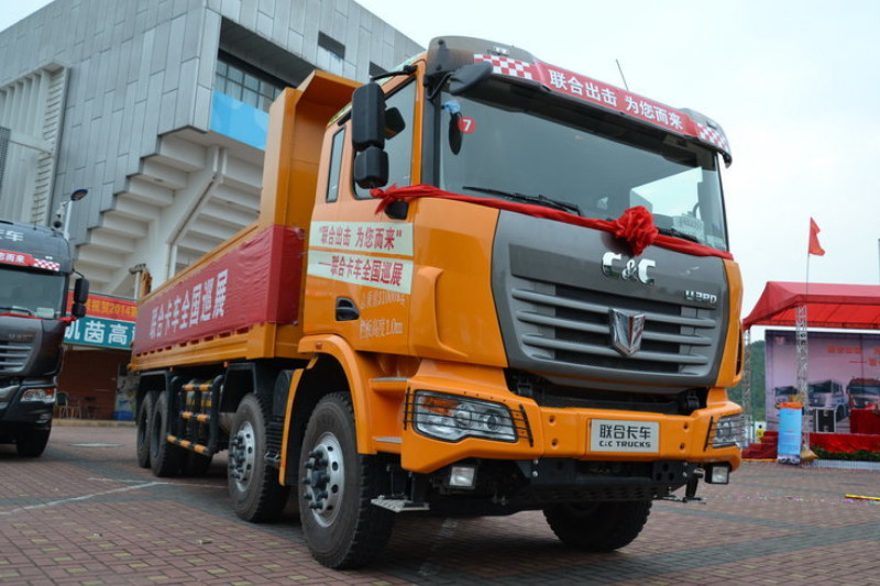 联合卡车 U380 380马力 8X4 国五 平板自卸车(QCC3312D656P)