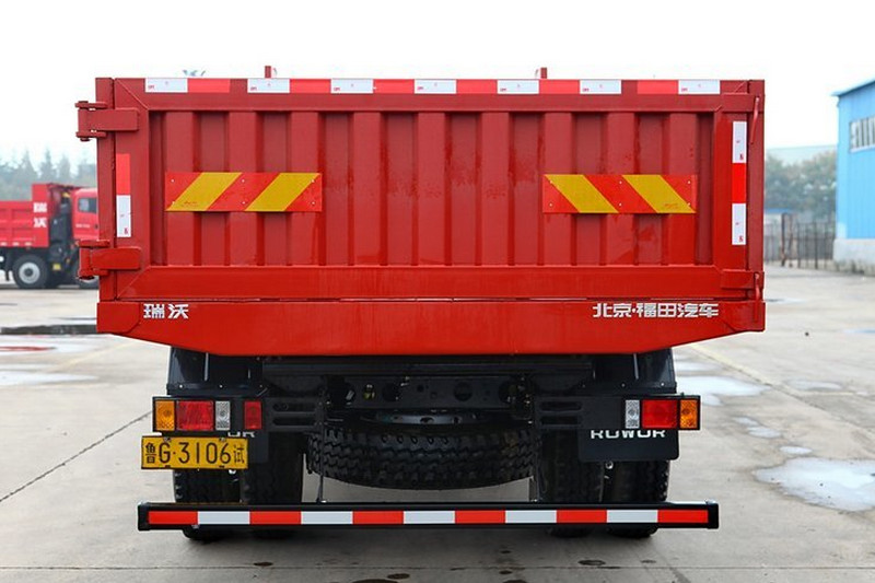 福田瑞沃中型 180马力 6X2 7.4米 国四 自卸车(BJ3255DLPHE-4)