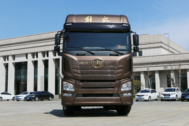 一汽解放青汽 JH6重卡 500马力 6X4 国五牵引车(CA4250P25K2T1E5A)