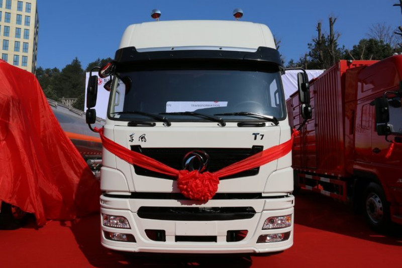 东风神宇 T7重卡 460马力 6X4 国五 牵引车(EQ4250GLV)