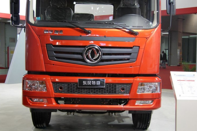 东风神宇 御龙重卡 280马力 4X2 LNG 国五 港口牵引车(EQ4160GLN)