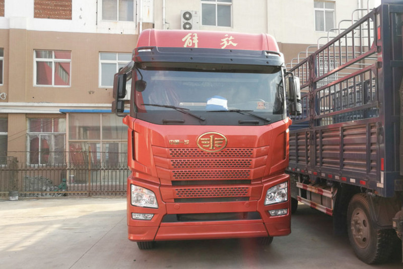 一汽解放青汽 JH6重卡 寒区版 460马力 6X4 国五牵引车(CA4250P25K2T1E5A)