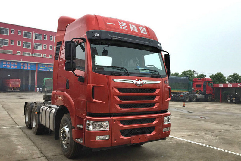 一汽解放青汽 天V重卡 危化版 430马力 6X4 危险品牵引车(CA4255P2K2T1E5A80)