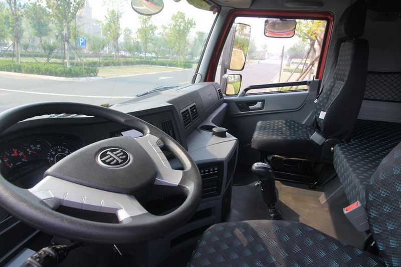 一汽解放青汽 天V重卡 375马力 6X4 国五牵引车(CA4256P2K15T1E5A80)