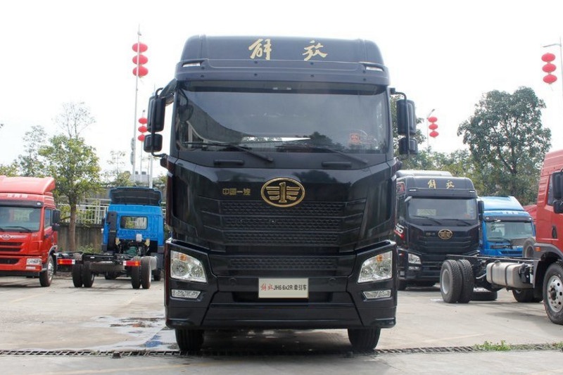 一汽解放青汽 JH6重卡 500马力 6X2R 国五牵引车(CA4250P25K24T2E5)