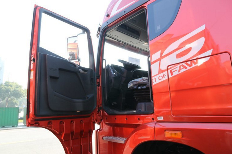 一汽解放青汽 JJH6重卡 460马力 6X4 国五牵引车(CA4250P25K2T1E5A)