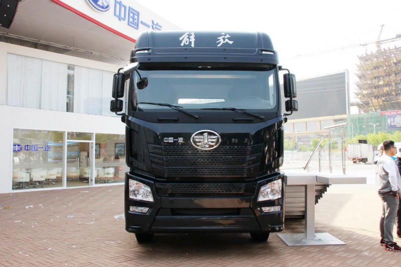 一汽解放青汽 JH6重卡 460马力 6X4 国四牵引车(CA4250P25K2T1E4)