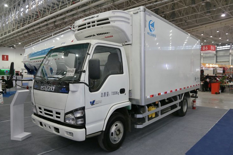 庆铃 五十铃 120马力 4X2 国四 冷藏车(QL1070A1KA1Y)