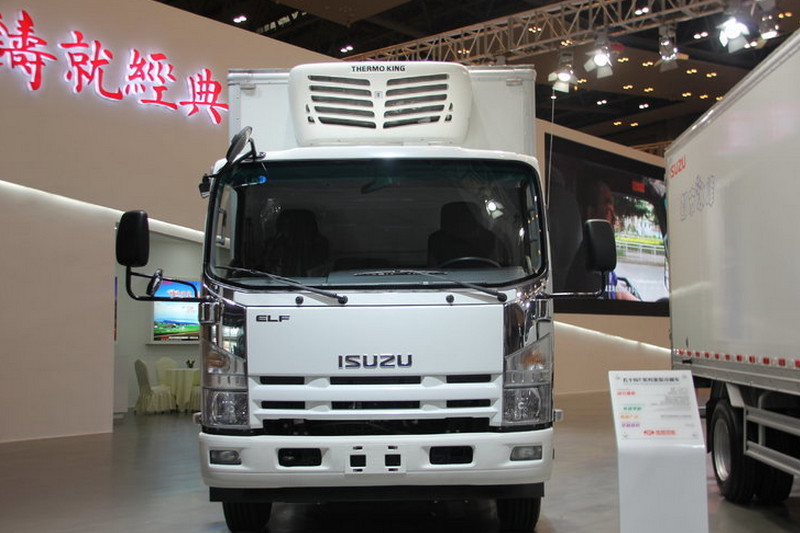 庆铃 五十铃700P 189马力 4X2 国四 冷藏车(QL11009PARY)