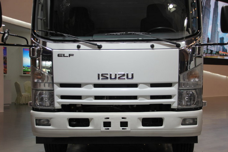 庆铃 五十铃700P 189马力 4X2 国四 冷藏车(QL11009PARY)