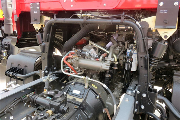 江淮 格尔发A5W重卡 标载型 310马力 8X4 9.5米 国四排半厢式载货车(法士特9档)(HFC5311XXYP2K4H45F)