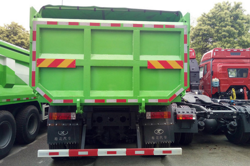 一汽解放青汽 悍V重卡 270马力 8X4 6.5米 国四自卸车(CA3310P1K2L3T4E5A80)