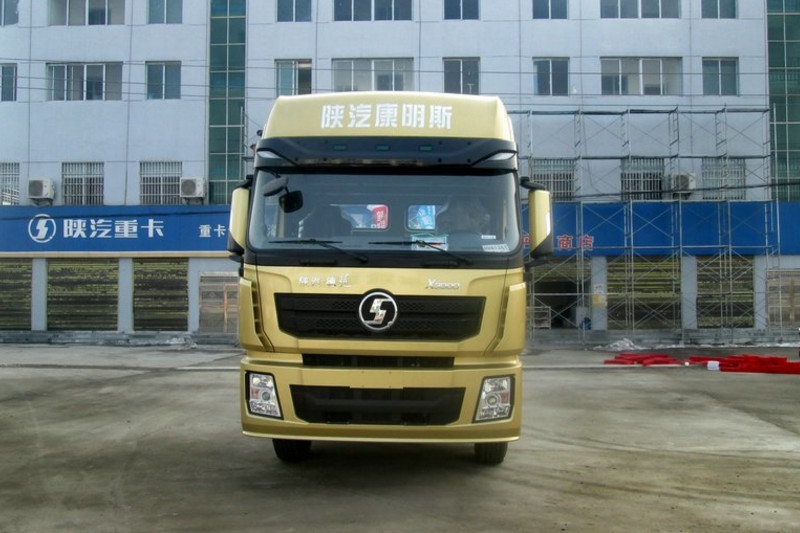 陕汽康明斯 德龙X3000 420马力 6X4 国四牵引车(SX42564T324)