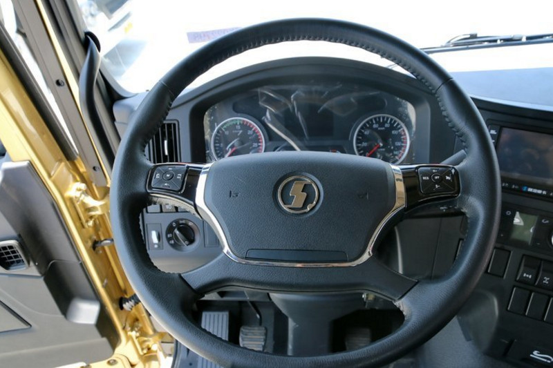 陕汽重卡 德龙X3000 460马力 6X4 国五牵引车(SX4250XC4Q)