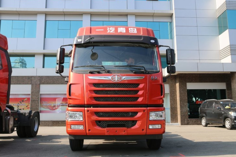 一汽解放青汽 悍V重卡 350马力 6X4 国四牵引车(CA4253P1K2T1E4A80)