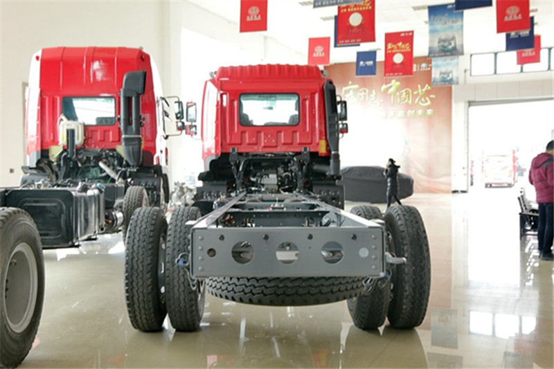 江淮 格尔发A5L中卡 190马力 4X2 国四载货车底盘(HFC1161PZ5K2E1F)(5300轴距)
