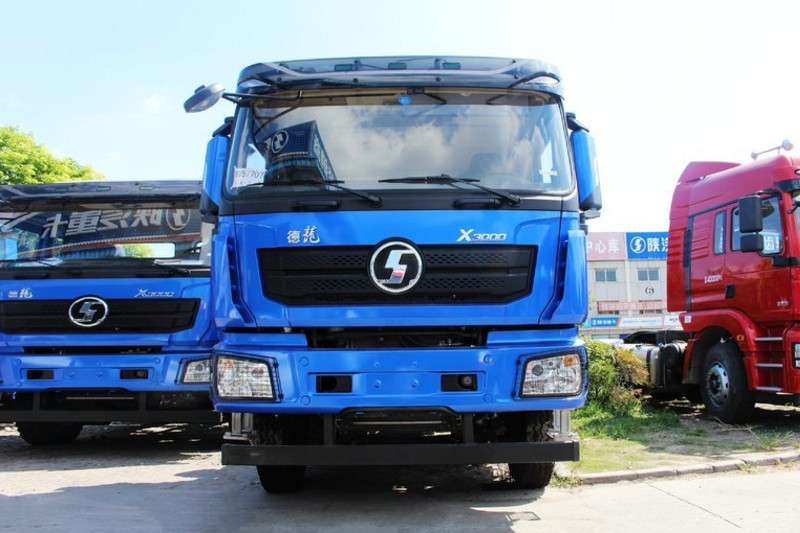 陕汽重卡 德龙X3000 430马力 6X4 国五牵引车(SX4250XC4)